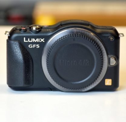 Panasonic Lumix DMC-GF5 hus