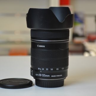 Canon EF-S 18-135/3,5-5,6 IS