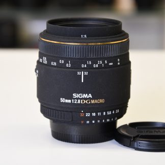 Sigma EX 50/2,8 Macro 1:1 för Nikon