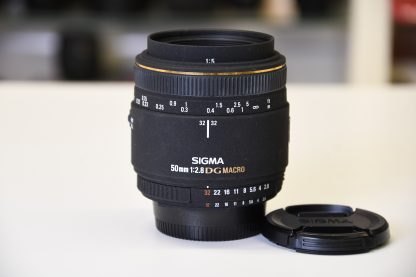 Sigma EX 50/2,8 Macro 1:1 för Nikon